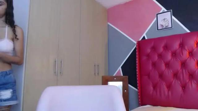 Image 11 of kourtney_lov2 Stream on Chaturbate on 15 months ago