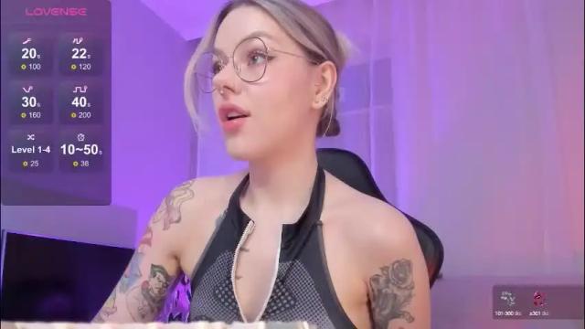 Image 2 of koza_dereza_ Stream on Chaturbate on 2 months ago