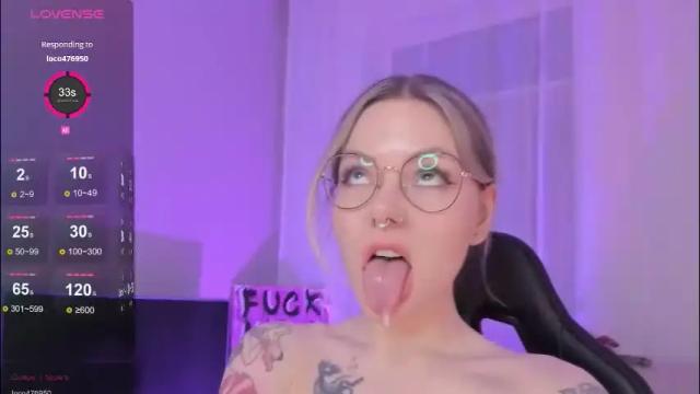 Image 8 of koza_dereza_ Stream on Chaturbate on 2 months ago