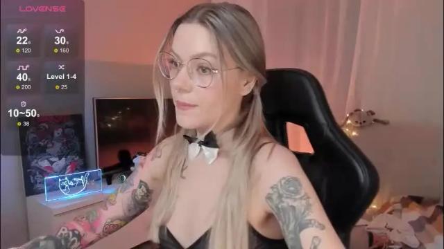 Image 4 of koza_dereza_ Stream on Chaturbate on 1 month ago