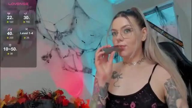 Image 2 of koza_dereza_ Stream on Chaturbate on 2 days ago