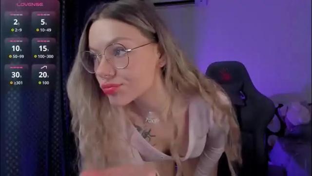 Image 4 of koza_dereza_ Stream on Chaturbate on 1 month ago