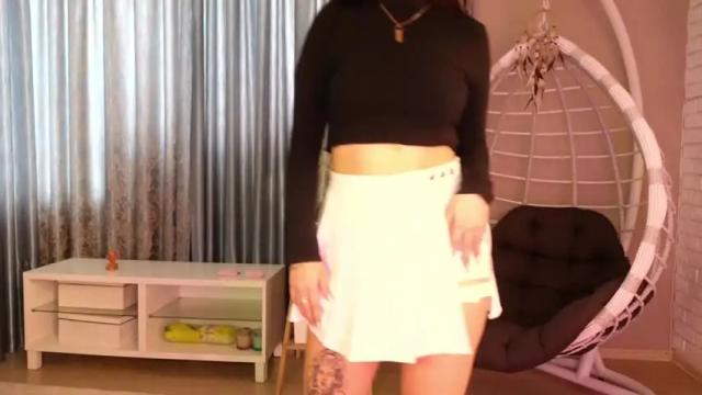 Image 10 of kr1stinarrow Stream on Chaturbate on 23 months ago