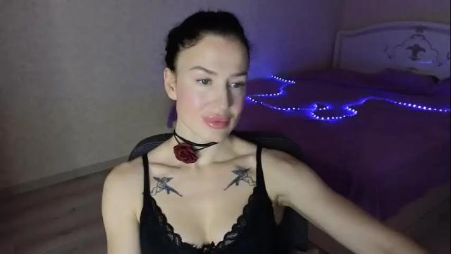 Image 7 of krasfeya Stream on Chaturbate on 18 days ago