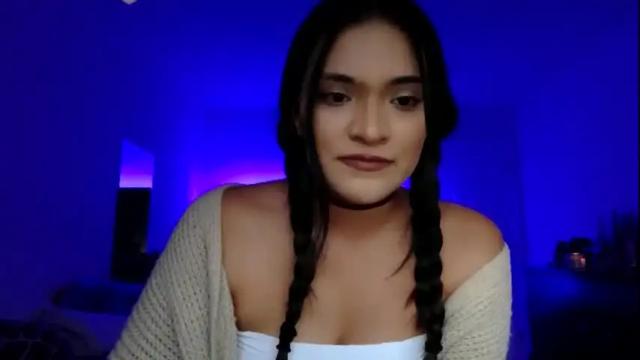 Image 2 of kreamp1e Stream on Chaturbate on 18 months ago