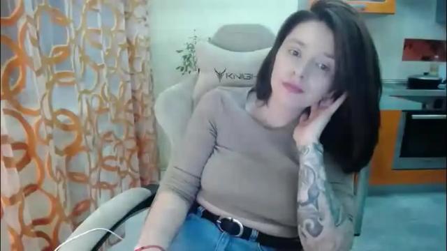 Image 8 of kris_again Stream on Chaturbate on 26 days ago