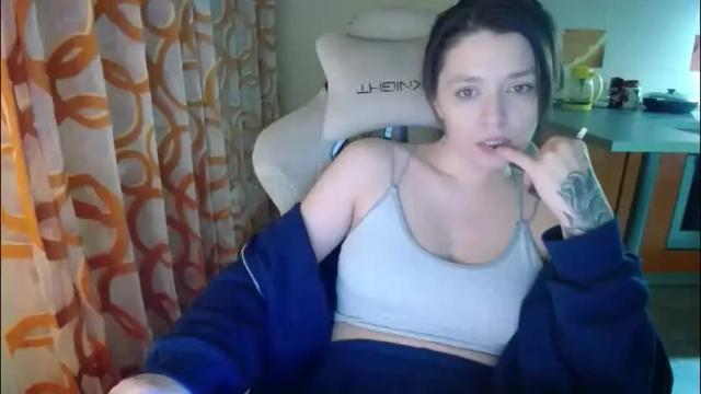 Image 4 of kris_again Stream on Chaturbate on 3 days ago