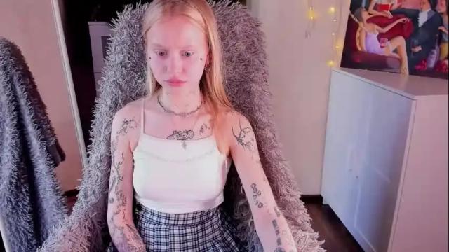 Image 8 of kris_grant Stream on Chaturbate on 1 month ago