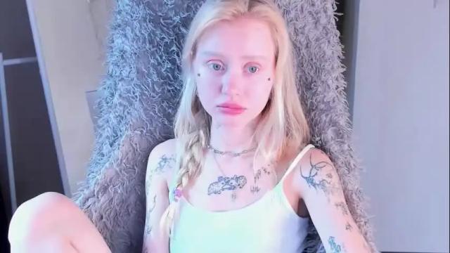 Image 10 of kris_grant Stream on Chaturbate on 15 days ago
