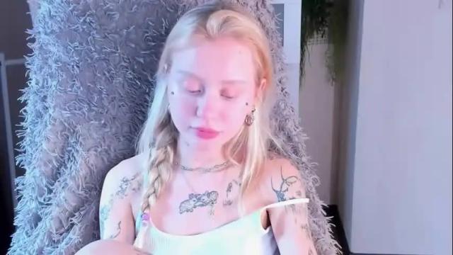 Image 12 of kris_grant Stream on Chaturbate on 15 days ago