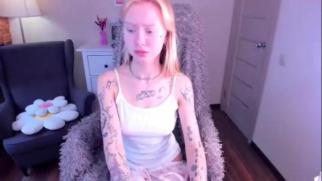 Image 2 of kris_grant Stream on Chaturbate on 14 days ago