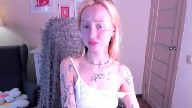 Image 6 of kris_grant Stream on Chaturbate on 14 days ago