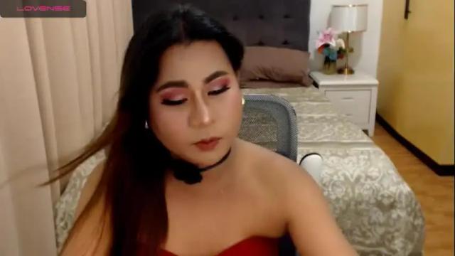 Image 11 of krishnamarie Stream on Chaturbate on 2 months ago