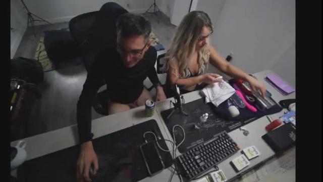 Image 8 of krisnona Stream on Chaturbate on 18 months ago