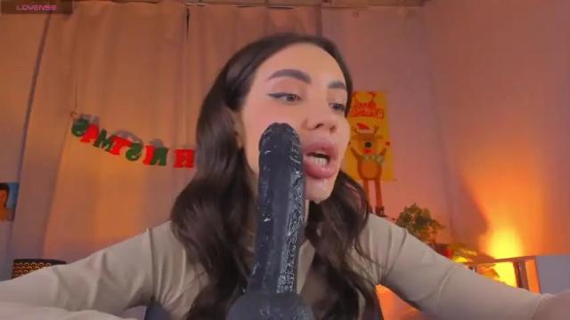 Image 10 of kriss_baby_ Stream on Chaturbate on 18 months ago