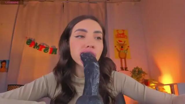 Image 12 of kriss_baby_ Stream on Chaturbate on 18 months ago