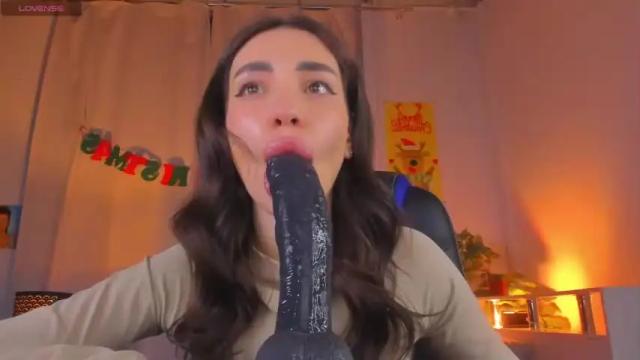 Image 6 of kriss_baby_ Stream on Chaturbate on 18 months ago