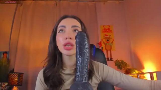 Image 3 of kriss_baby_ Stream on Chaturbate on 18 months ago