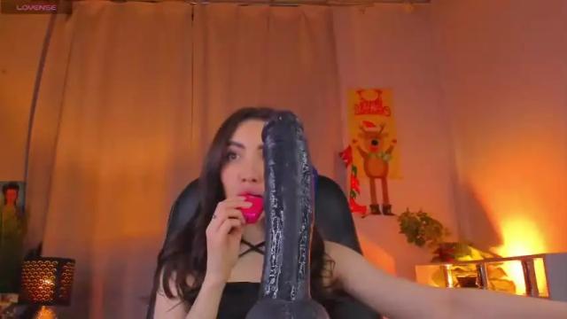 Image 8 of kriss_baby_ Stream on Chaturbate on 18 months ago