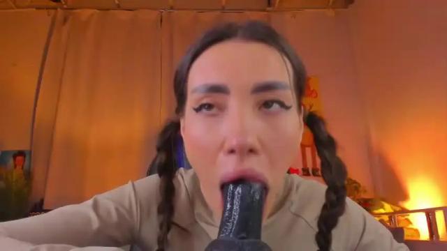Image 4 of kriss_baby_ Stream on Chaturbate on 18 months ago