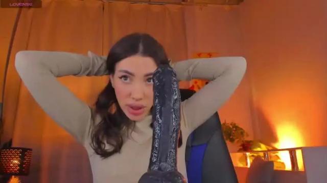 Image 3 of kriss_baby_ Stream on Chaturbate on 18 months ago