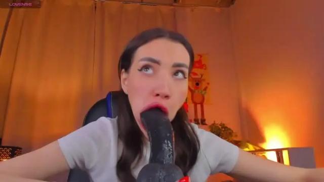 Image 2 of kriss_baby_ Stream on Chaturbate on 18 months ago