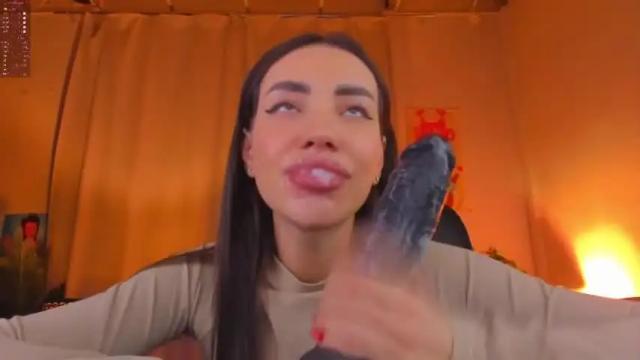 Image 6 of kriss_baby_ Stream on Chaturbate on 18 months ago