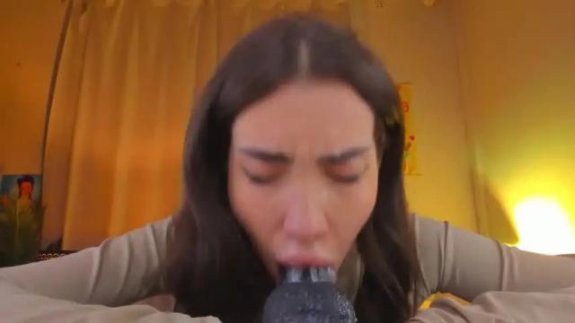 Thumbnail 1, kriss_baby_'s Stream at Chaturbate, 17 months ago