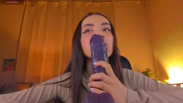 Image 10 of kriss_baby_ Stream on Chaturbate on 17 months ago