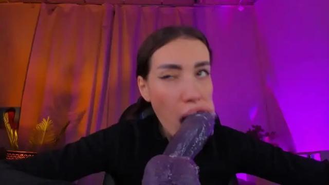Thumbnail 1, kriss_baby_'s Stream at Chaturbate, 15 months ago