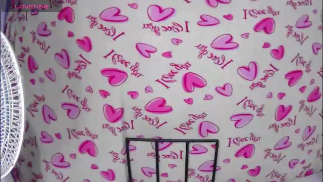 Image 3 of krissone_1 Stream on Chaturbate on 1 month ago