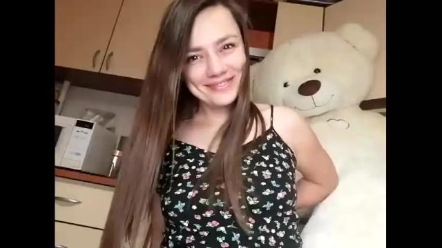 Image 3 of krisssexi Stream on Chaturbate on 20 months ago