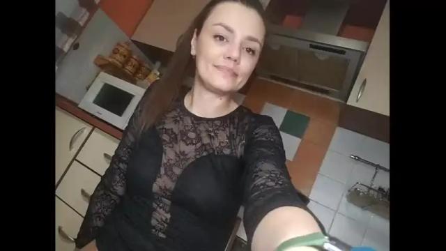 Image 4 of krisssexi Stream on Chaturbate on 18 months ago