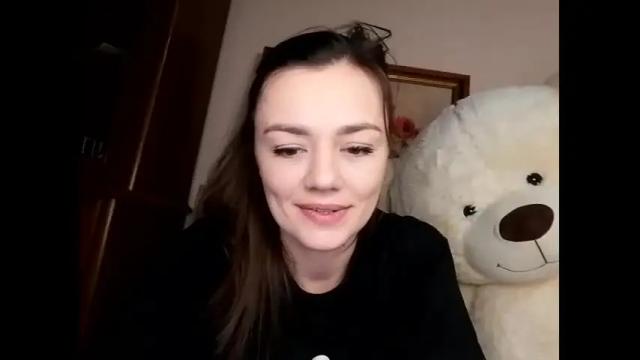 Image 10 of krisssexi Stream on Chaturbate on 17 months ago