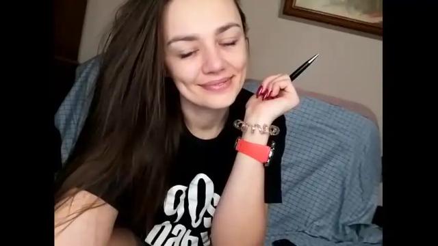 Image 11 of krisssexi Stream on Chaturbate on 17 months ago