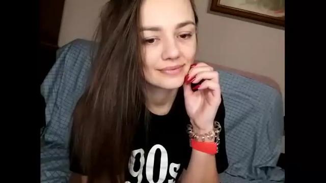 Image 12 of krisssexi Stream on Chaturbate on 17 months ago