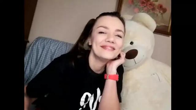 Image 10 of krisssexi Stream on Chaturbate on 17 months ago
