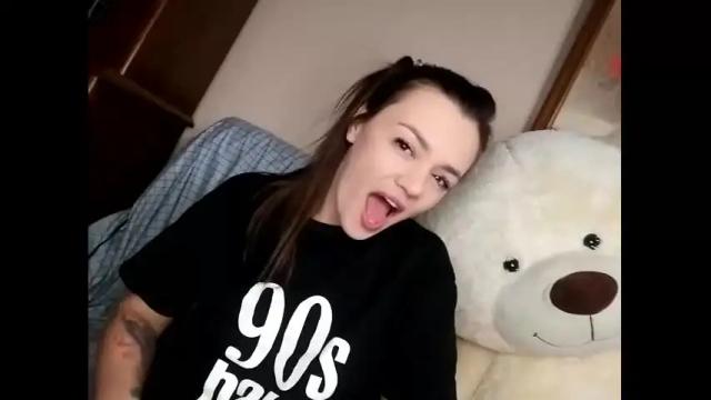 Image 11 of krisssexi Stream on Chaturbate on 17 months ago