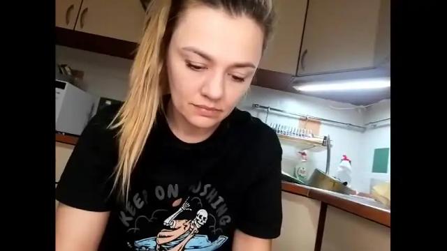 Image 12 of krisssexi Stream on Chaturbate on 14 months ago