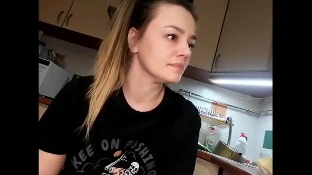 Image 7 of krisssexi Stream on Chaturbate on 14 months ago