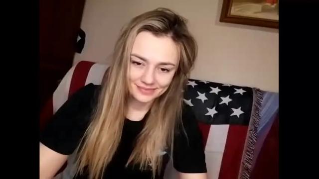 Image 4 of krisssexi Stream on Chaturbate on 14 months ago