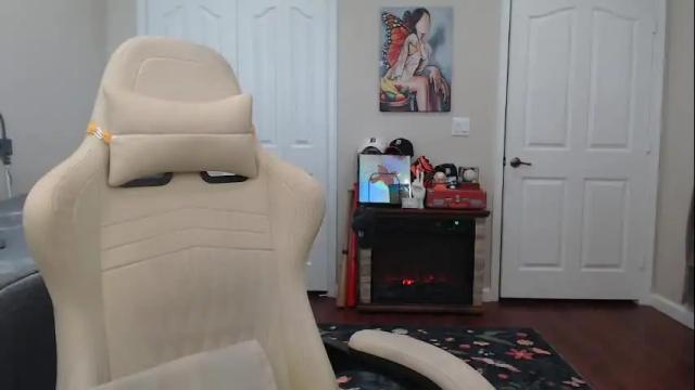 Image 7 of krissy2024 Stream on Chaturbate on 3 months ago