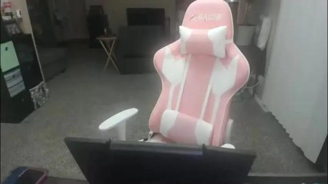 Image 3 of kristajay Stream on Chaturbate on 9 days ago