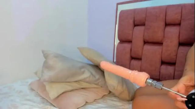 Image 7 of kristakinnky Stream on Chaturbate on 1 month ago