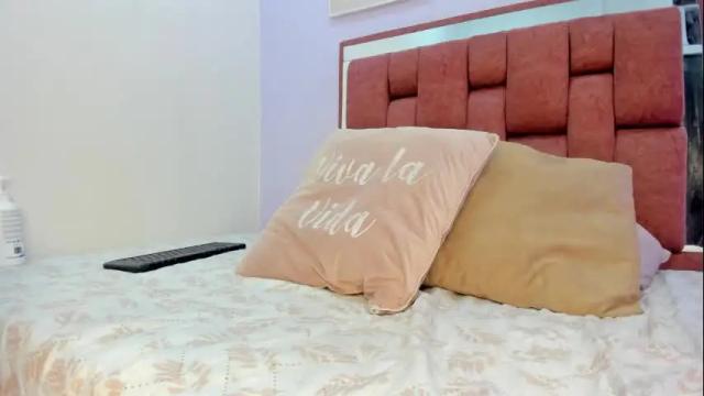 Thumbnail 1, kristakinnky's Stream at Chaturbate, 1 month ago