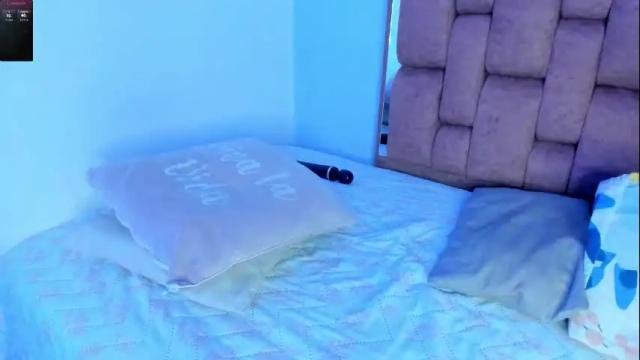 Thumbnail 3, kristakinnky's Stream at Chaturbate, 18 days ago