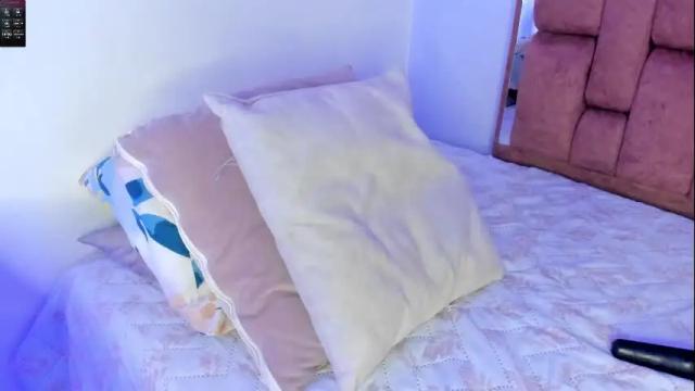 Thumbnail 3, kristakinnky's Stream at Chaturbate, 17 days ago