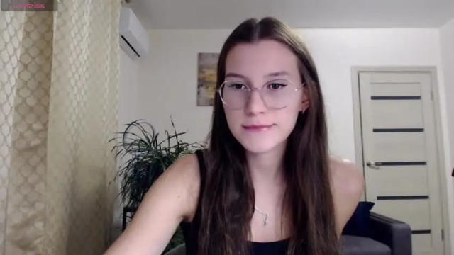 Image 2 of kristal89 Stream on Chaturbate on 25 months ago