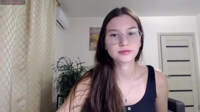 Image 3 of kristal89 Stream on Chaturbate on 25 months ago