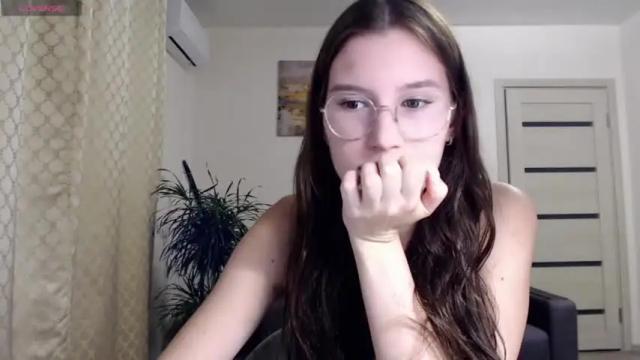 Thumbnail 3, kristal89's Stream at Chaturbate, 24 months ago